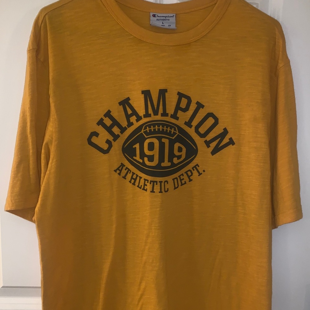 Champion athletics T-shirt